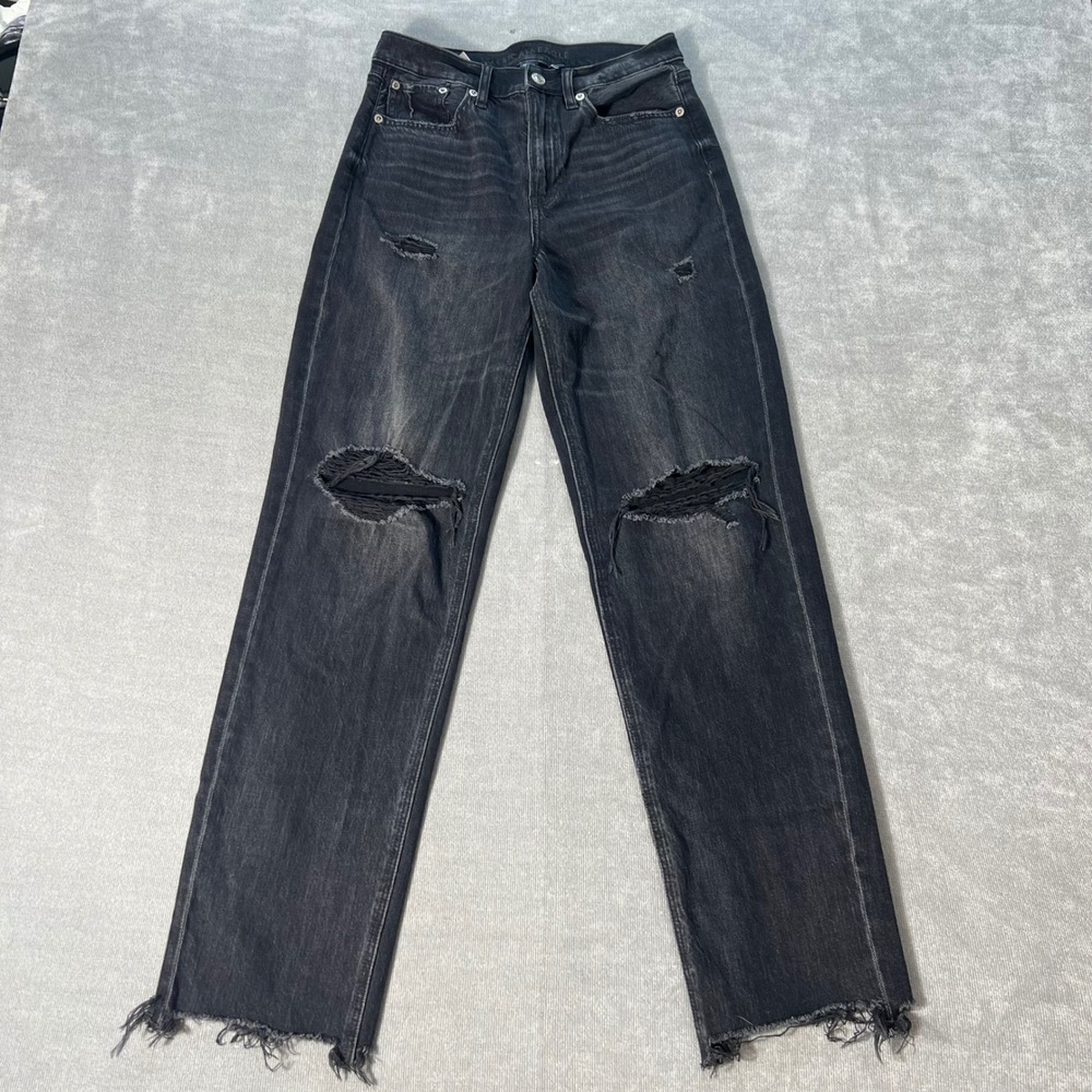 American Eagle Strigid High Rise Distressed Straight‎ Leg Jeans Black Size 2 Reg